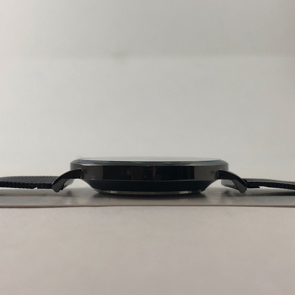 The Minimalist Watch | Matte Black - Picture 2 of 6